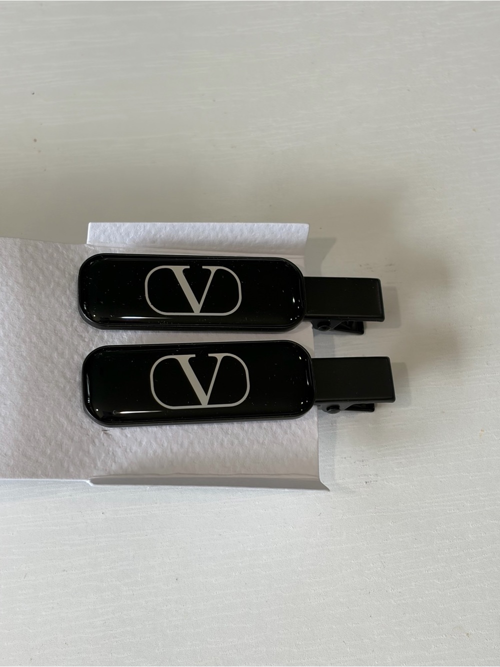 Valentino Beauty VIP GWP Gift V Logo Black Hair Clips Set